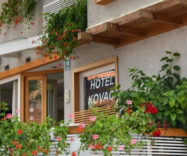 كوفاتشي فندق *